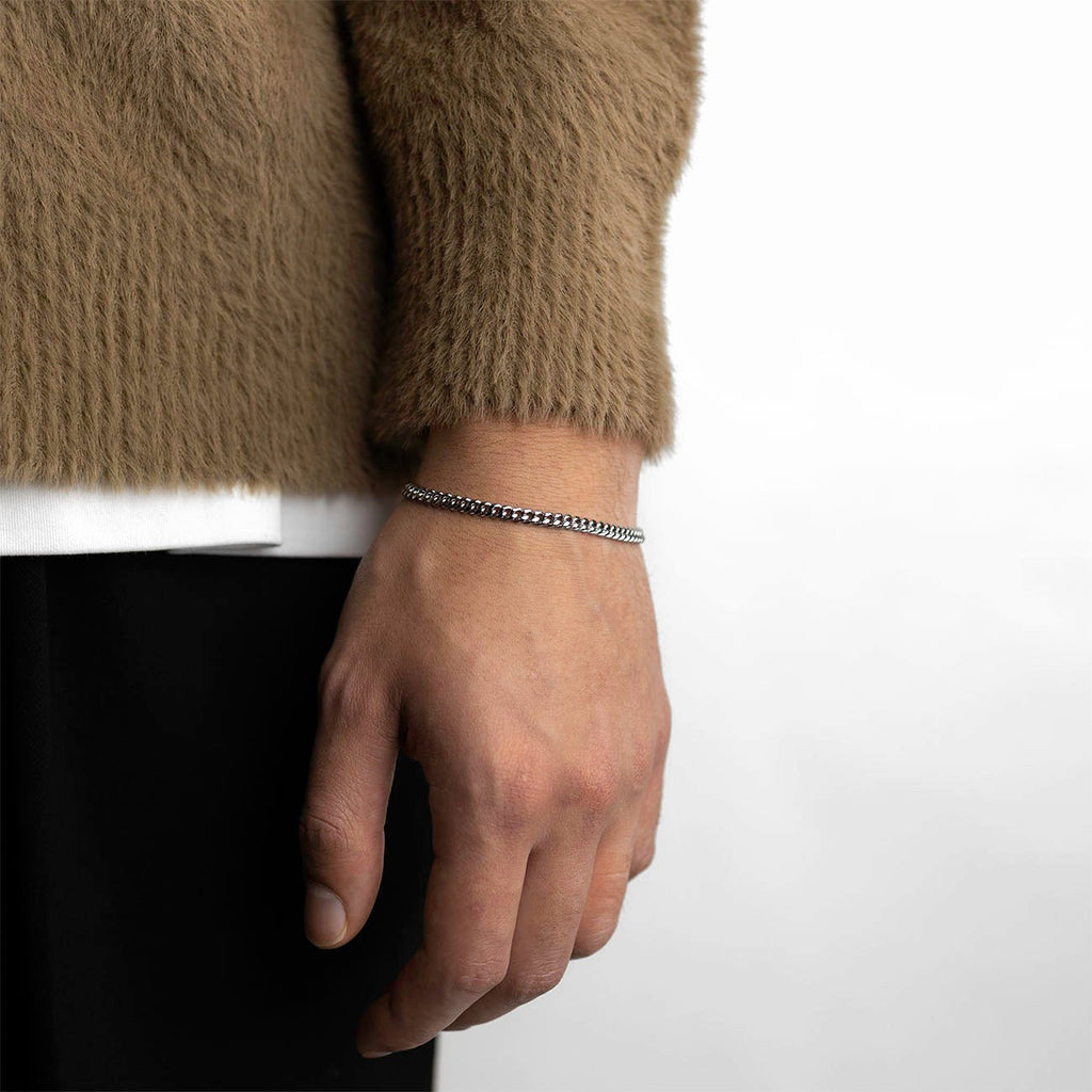 4mm Cuban Armband getragen