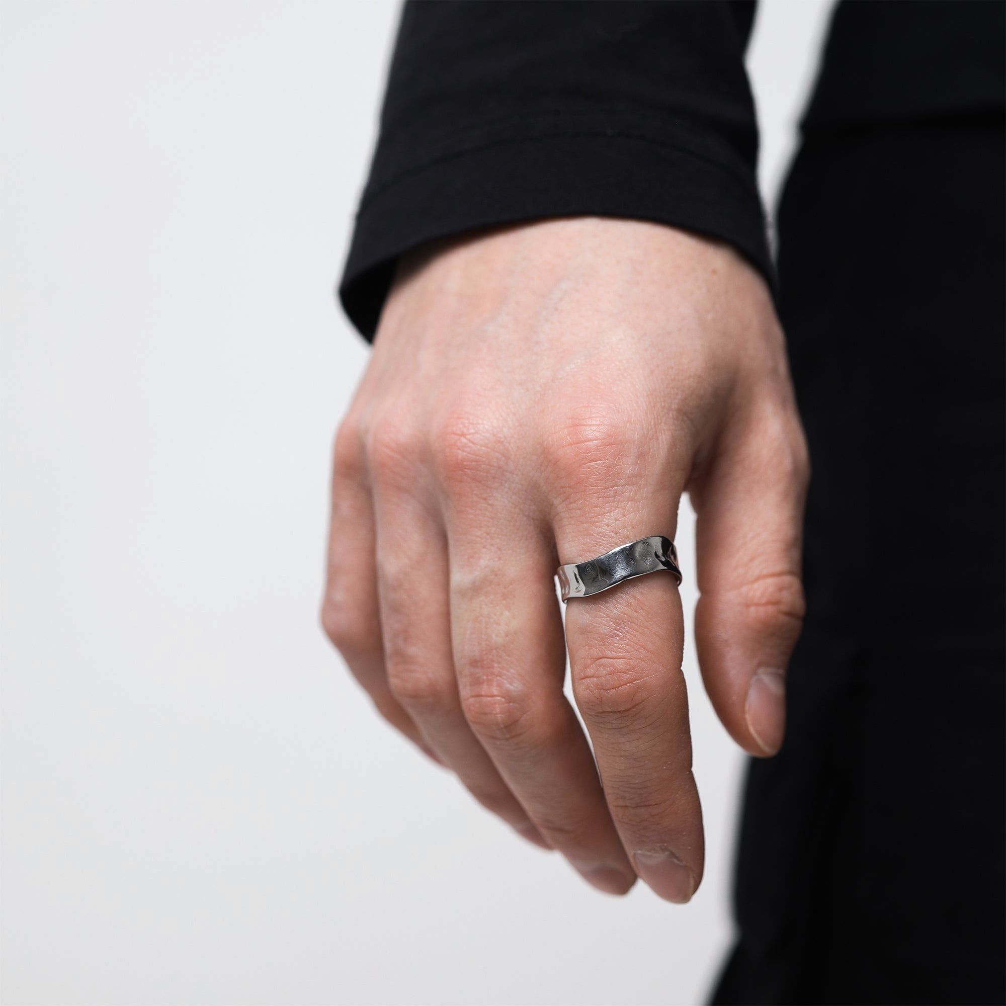 Waterproof hammered stainless steel ring for men | Hammered Ring