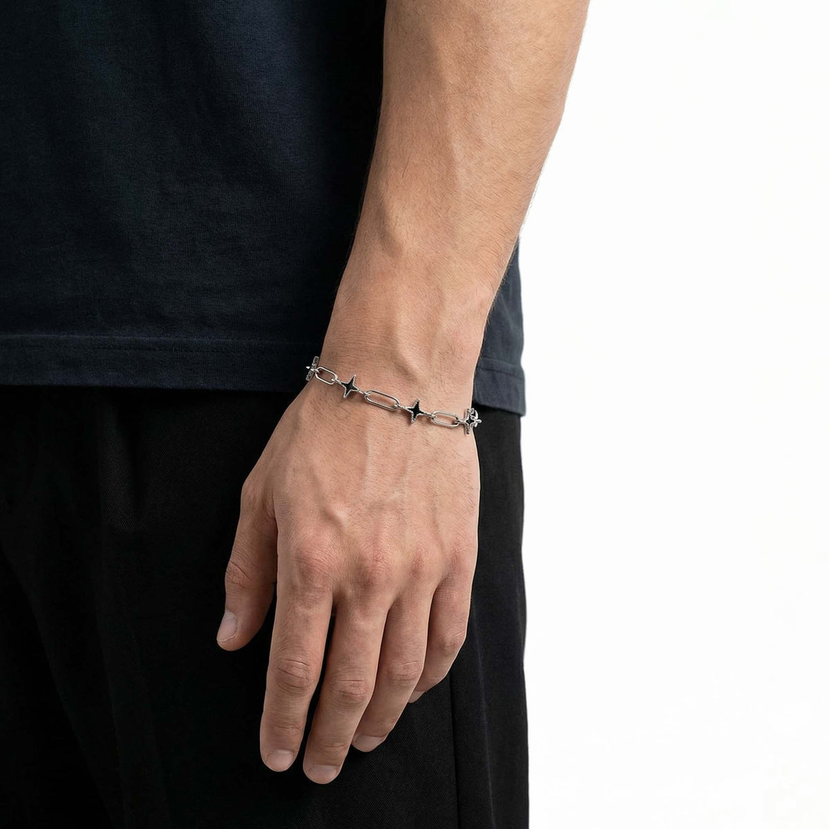 Molten Stars Armband getragen