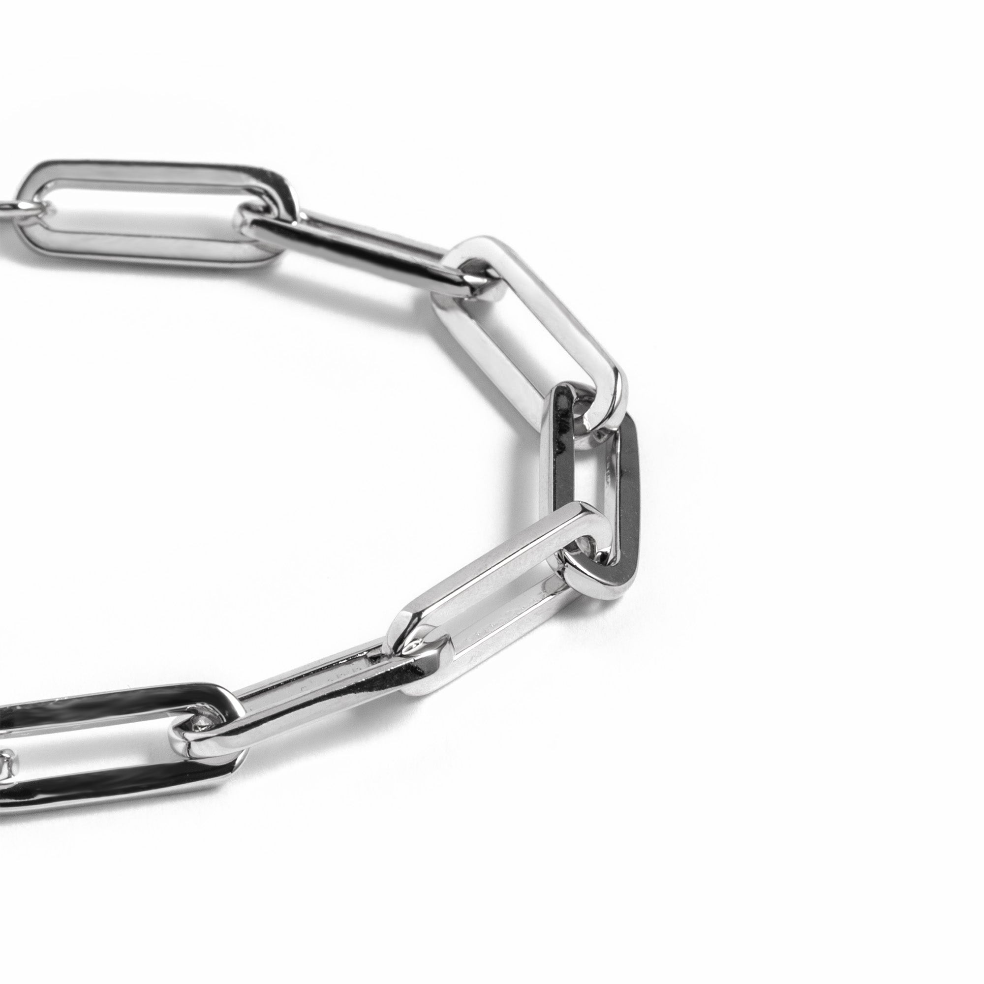 Paperclip Armband mit hochwertigem Finish, minimalistisch und modern | warpedsense® 