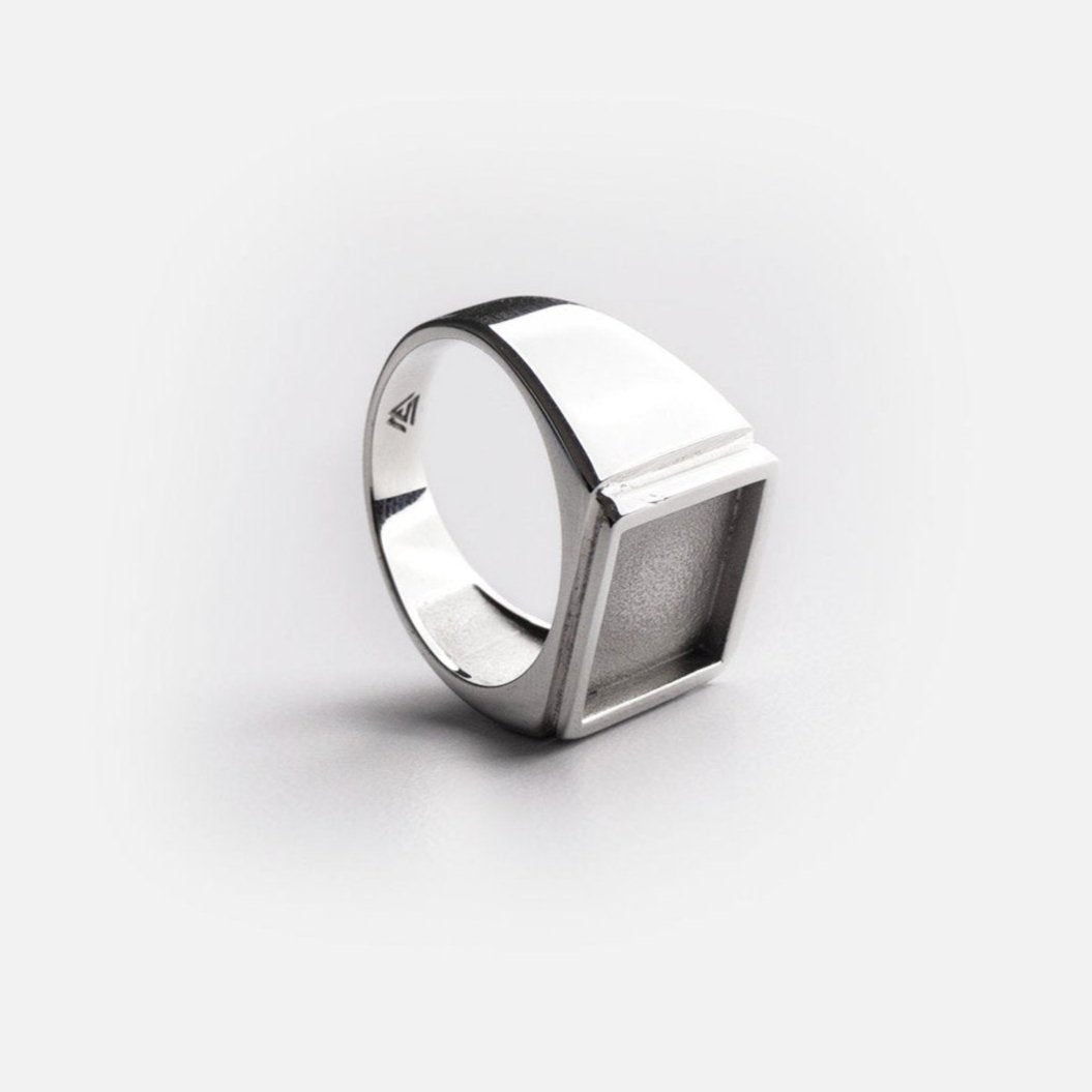 Viereckiger Vintage Ring - warpedsense