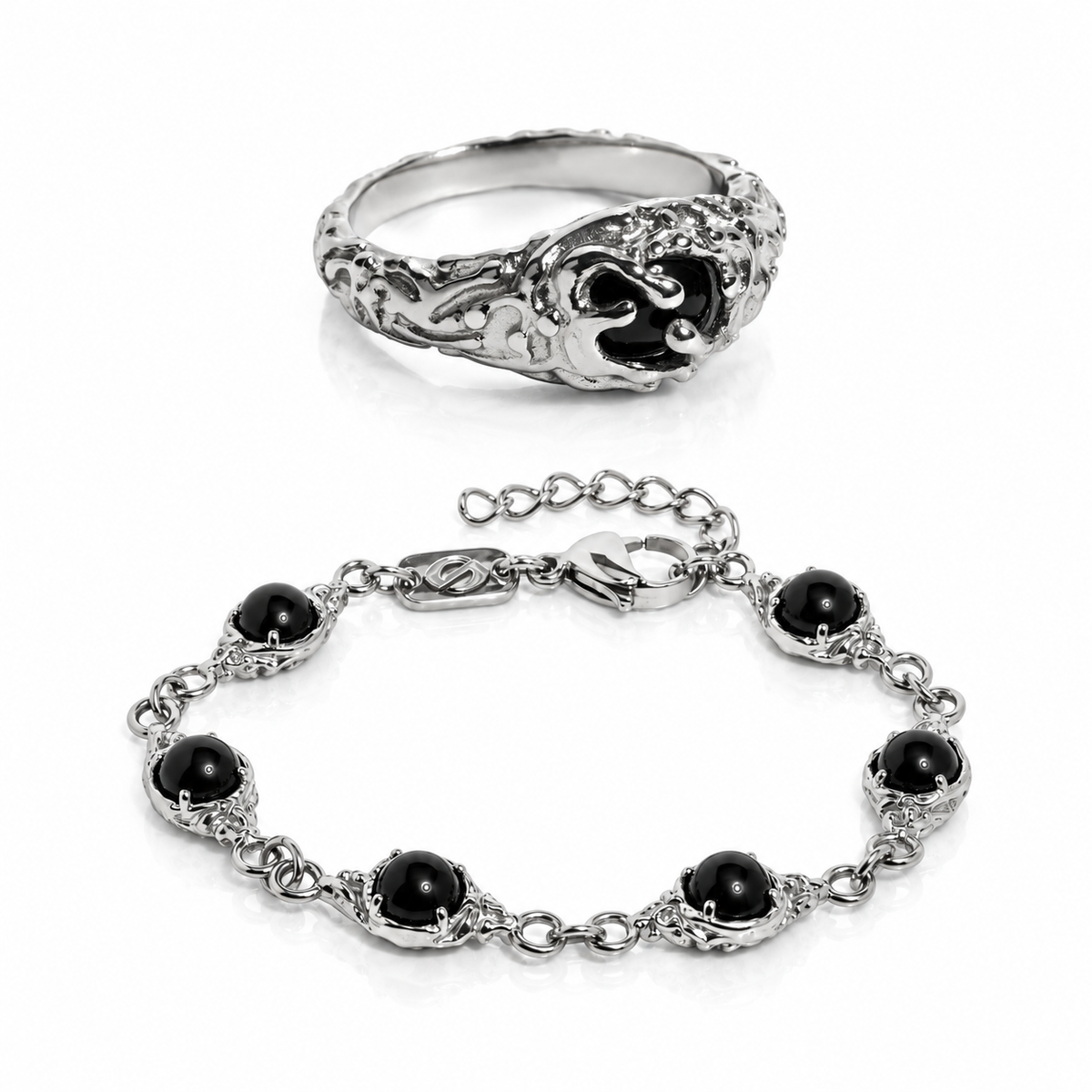 Synergy Set mit Ring und Black Synergy Armband