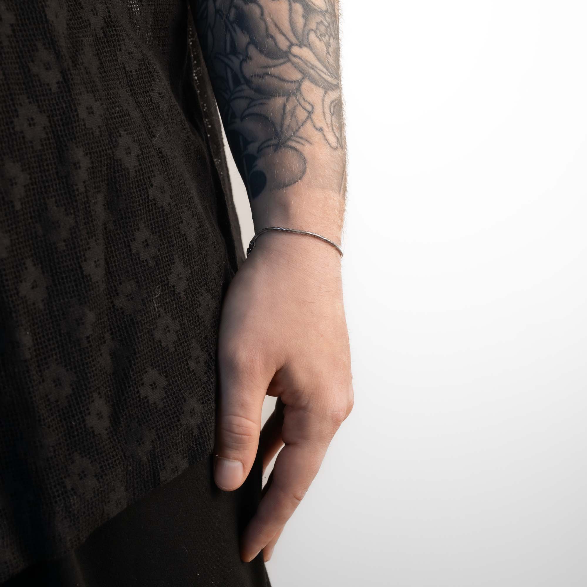 Cael Armband - warpedsense