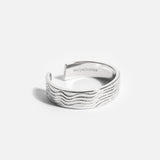 Handgefertigter minimalistischer Silberring mit einzigartigem Design 