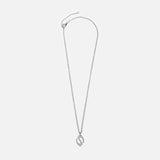 Collier en logo argenté