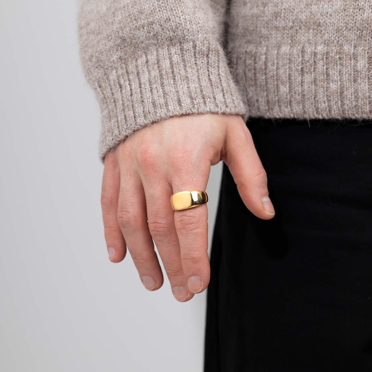 Rounded Signet Ring - warpedsense